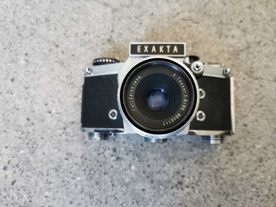 Фотоапарат Екзакта