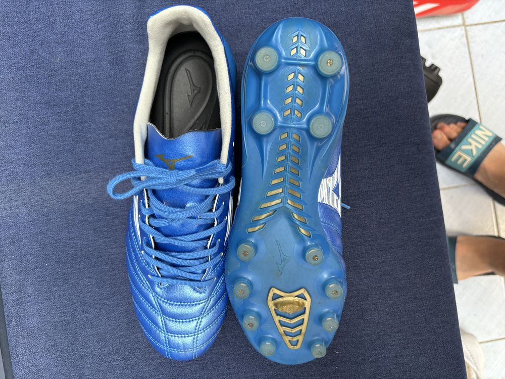 Mizuno Morelia Neo Mercurial Hypervenom