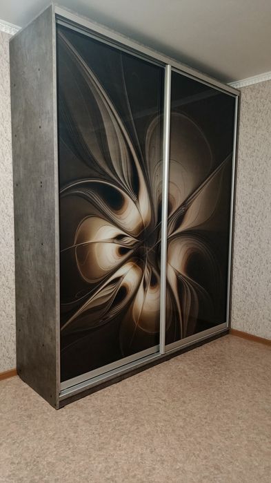 Продам шкаф купе