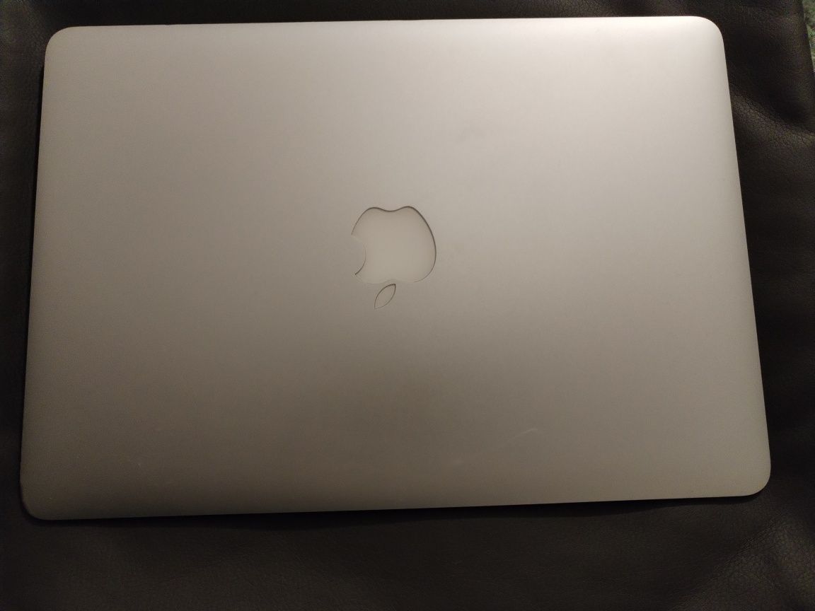 MacBook Air Model A1466