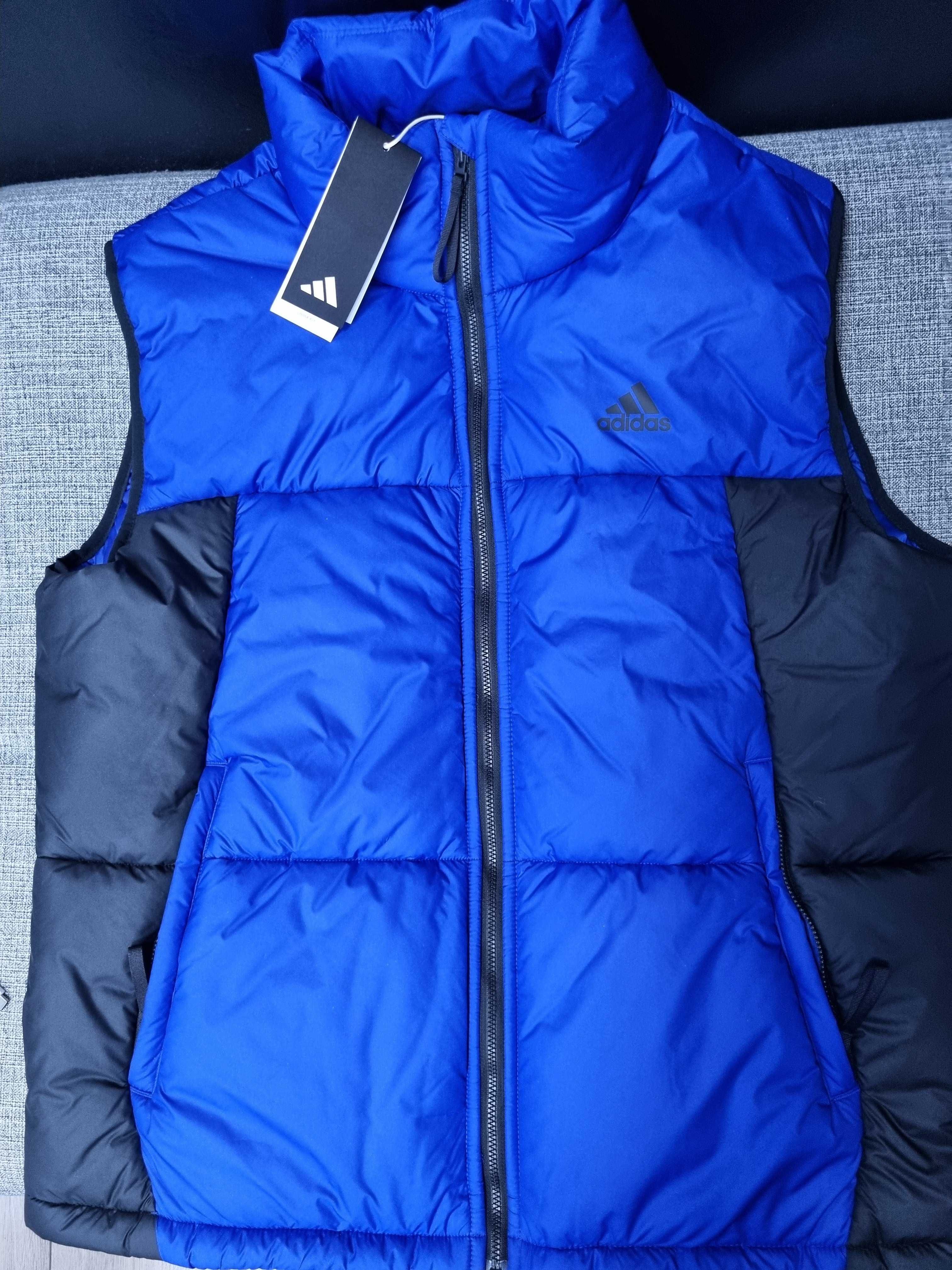 Adidas  елек.размери S,M