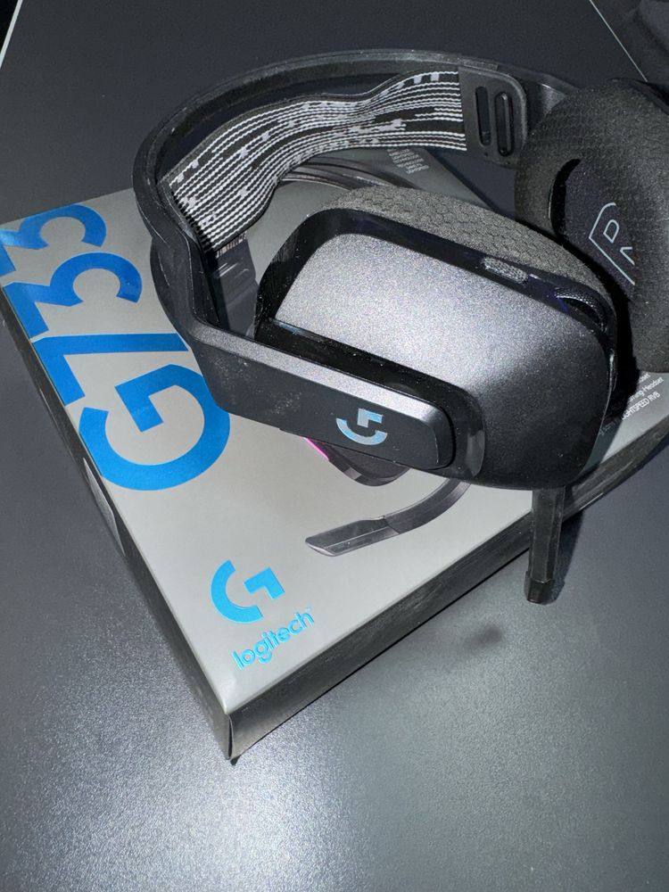 Logitech G730 слушалки в гаранция до 3.12.2024