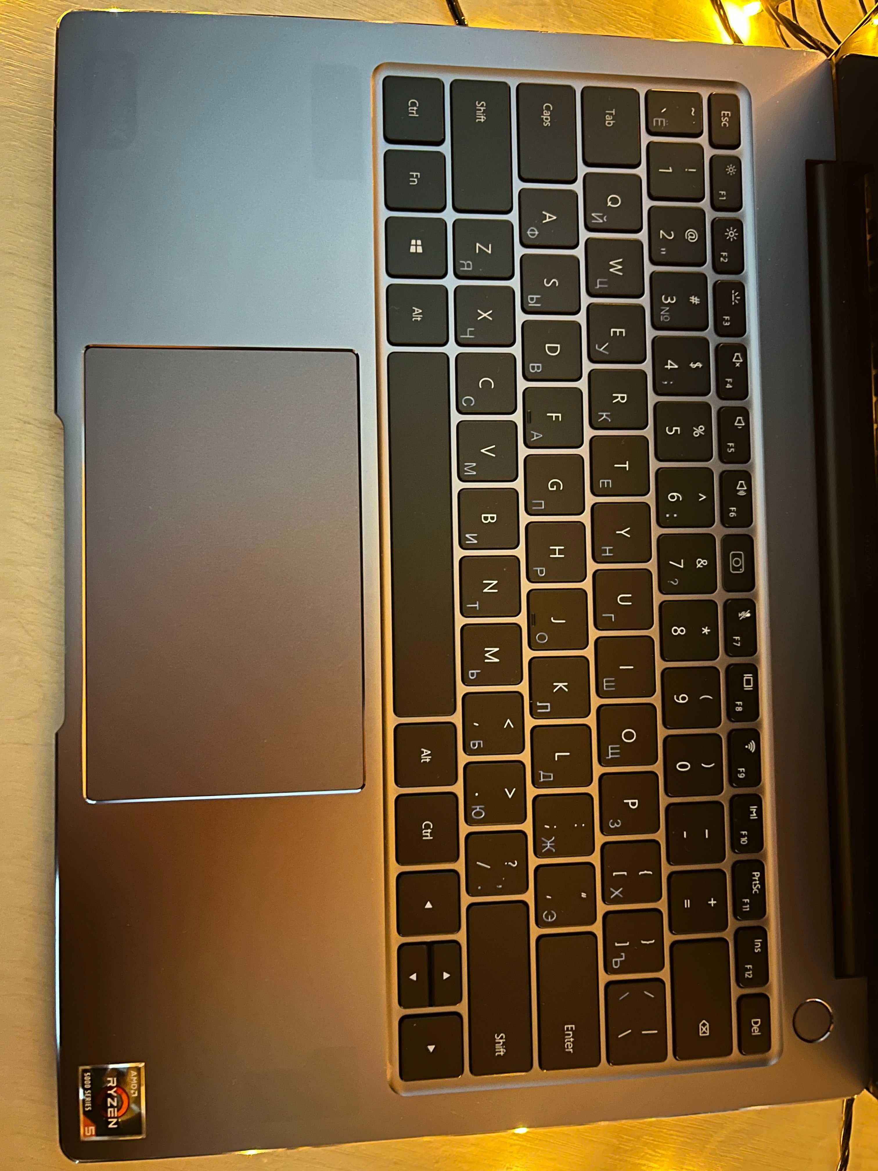 Huawei matebook D14 2021