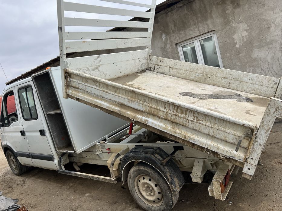 Desfac dezmembrez piese Renault Master Opel Movano Nissan basculabila