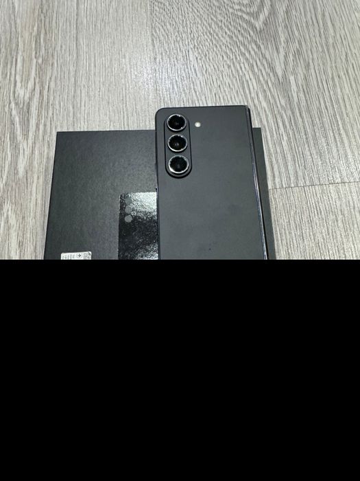Продам Samsung Galaxy Z Fold 5 256 gb