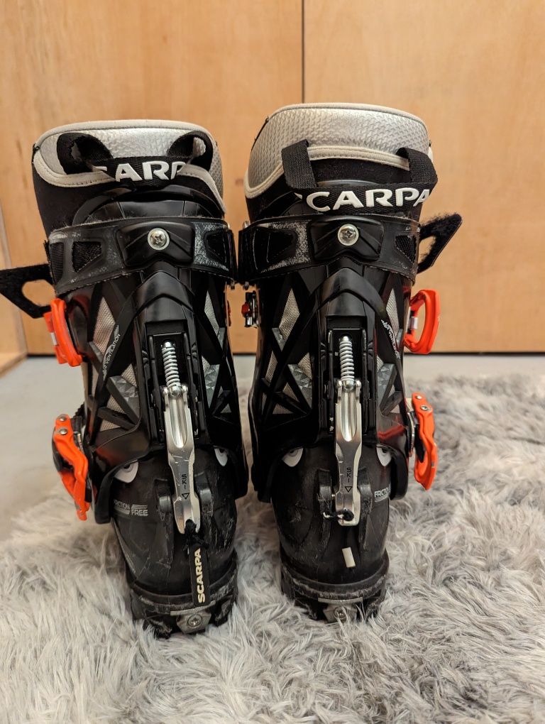 Clăpari de tură Scarpa Gear RS 23,5