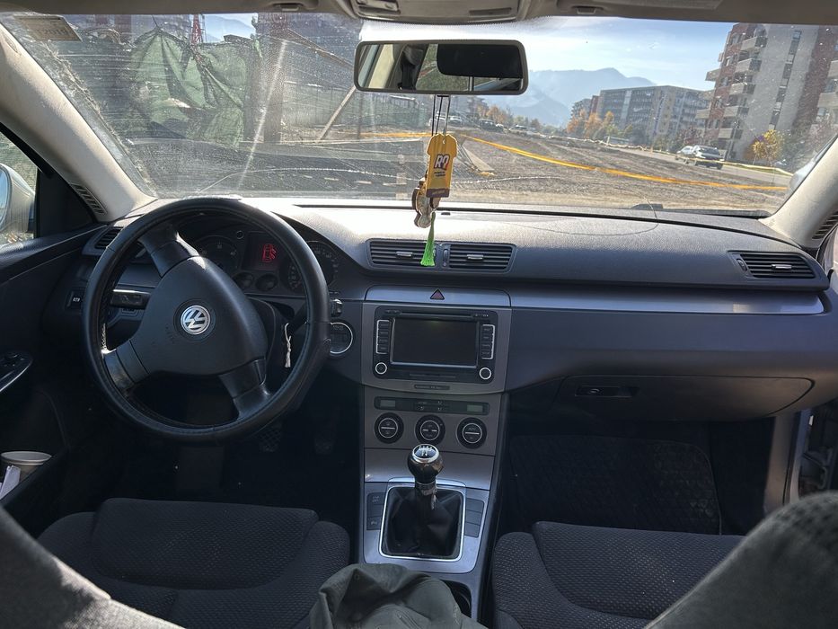 Vând Passat volkswagen