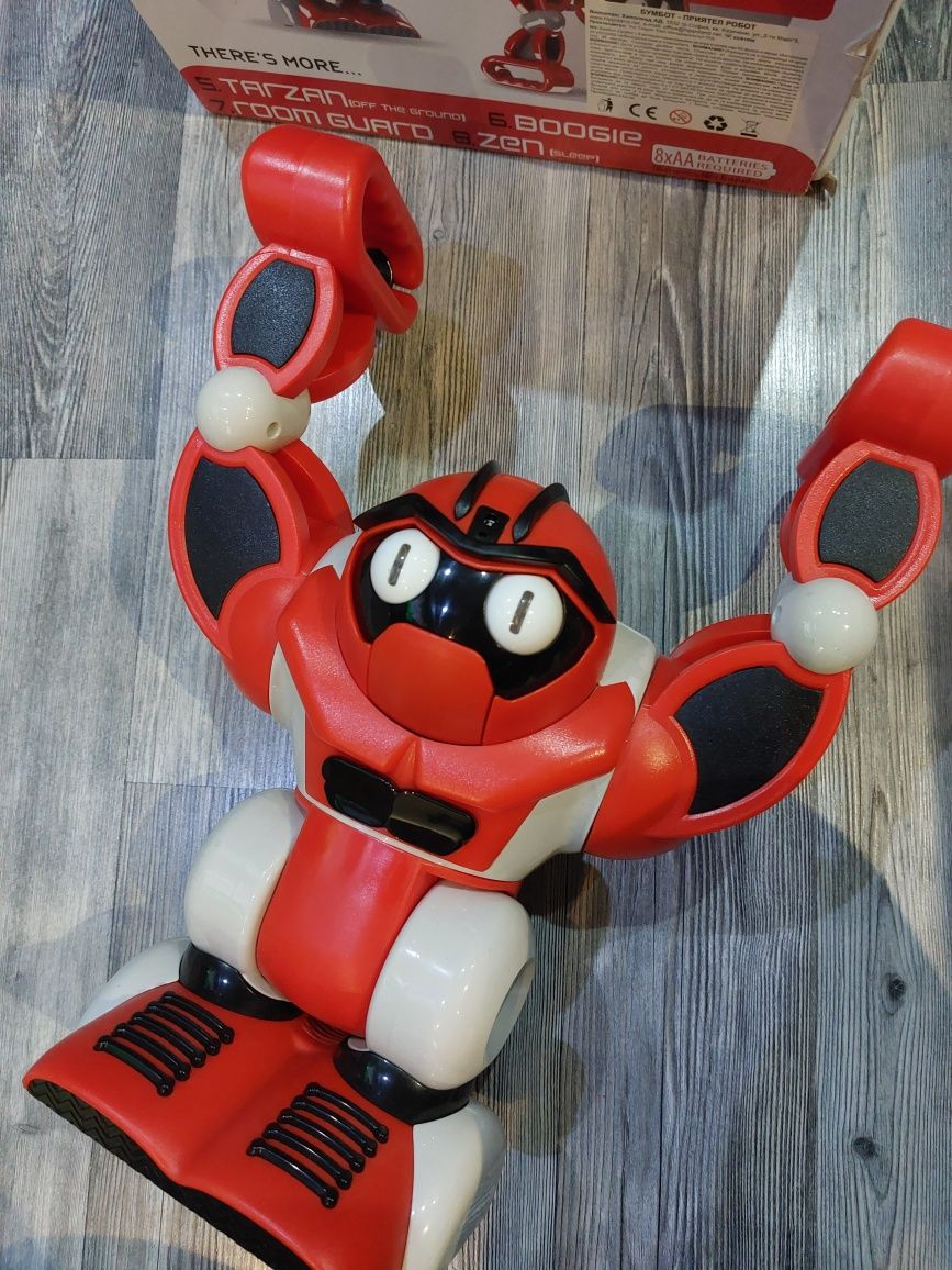 Робот интерактивна играчка
