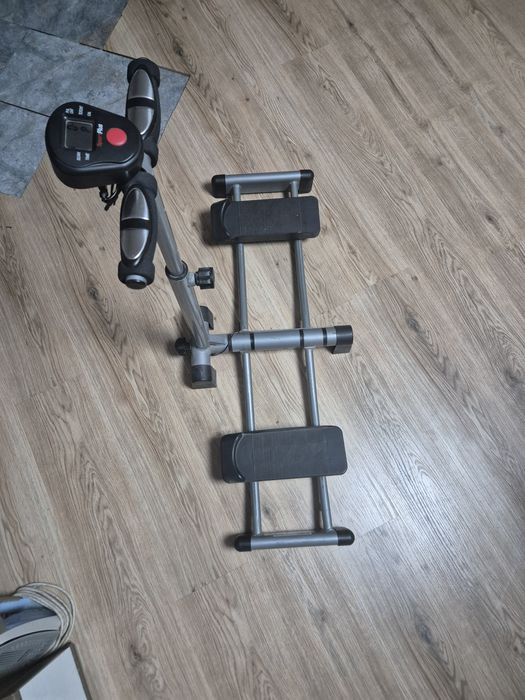 Aparat fitness picioare si fese
