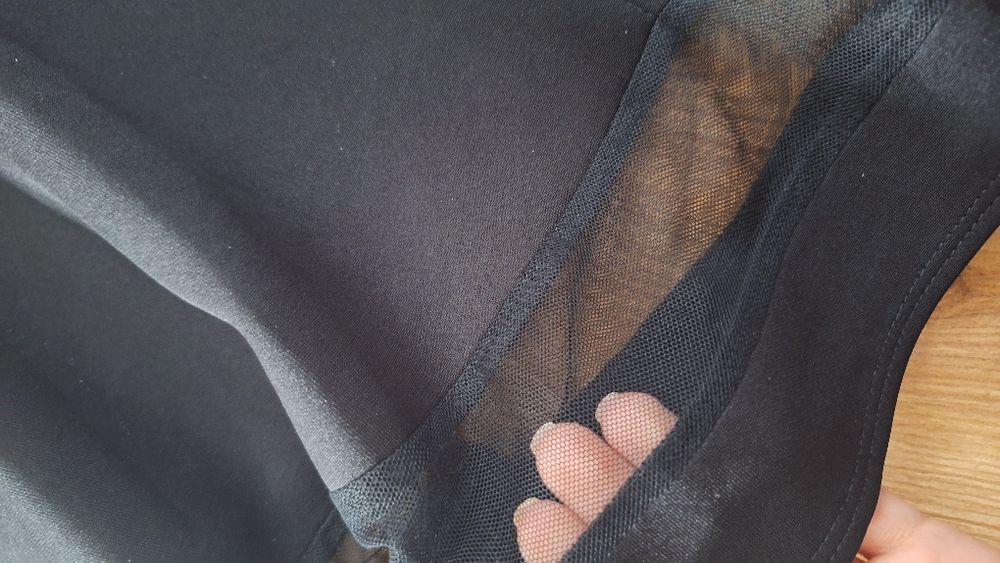 Дамска черна пола