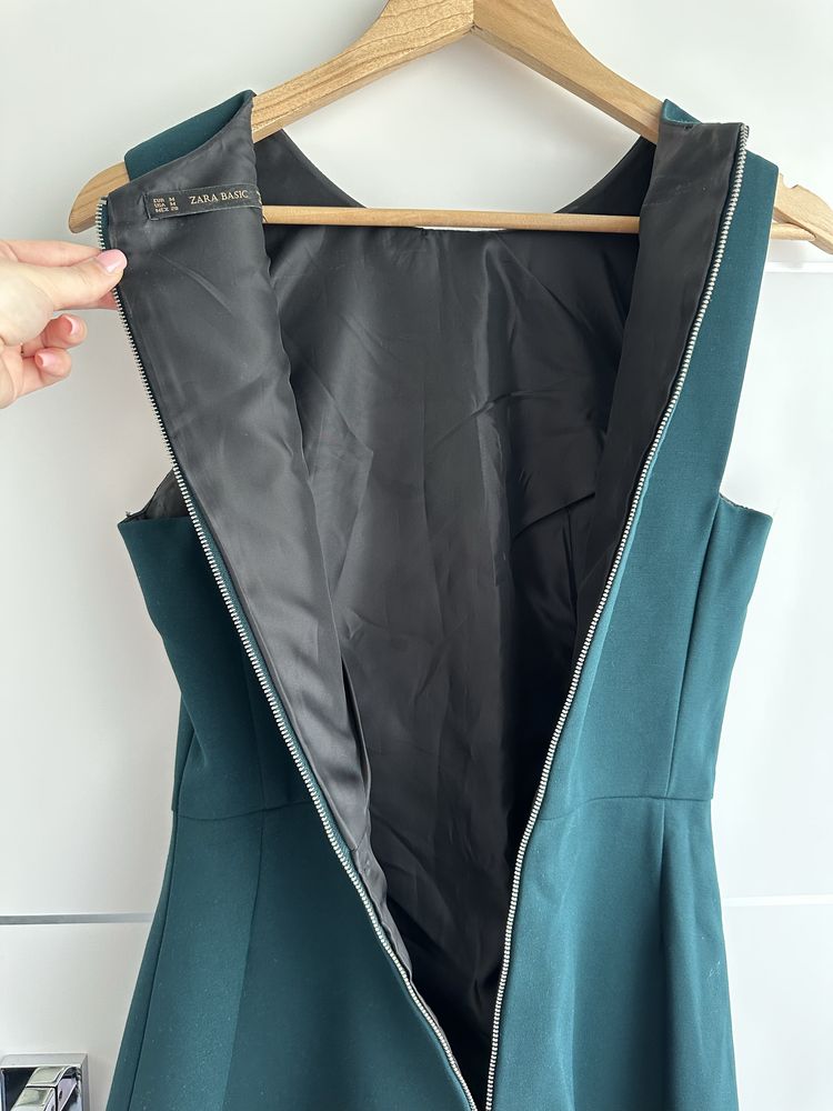 Rochie Zara, marime S, verde smarald