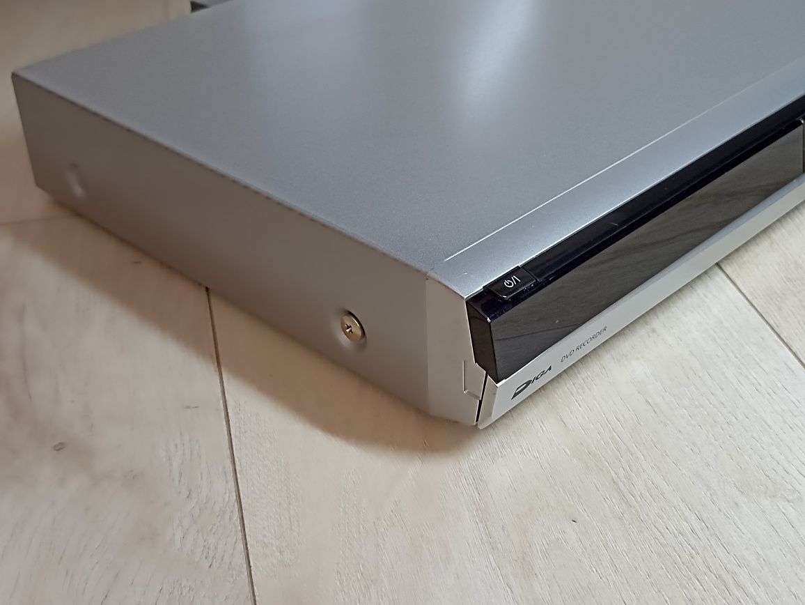 Dvd recordere panasonic dmr-eh495 cu hdd