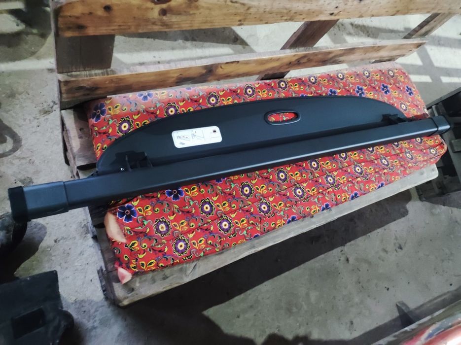 Шторка багажника от Hyundai Tucson