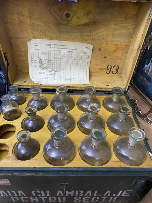 Lazi cutii cufere lemn