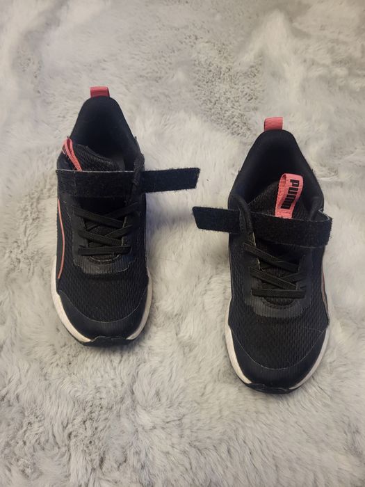 Adidași Puma mărimea 32