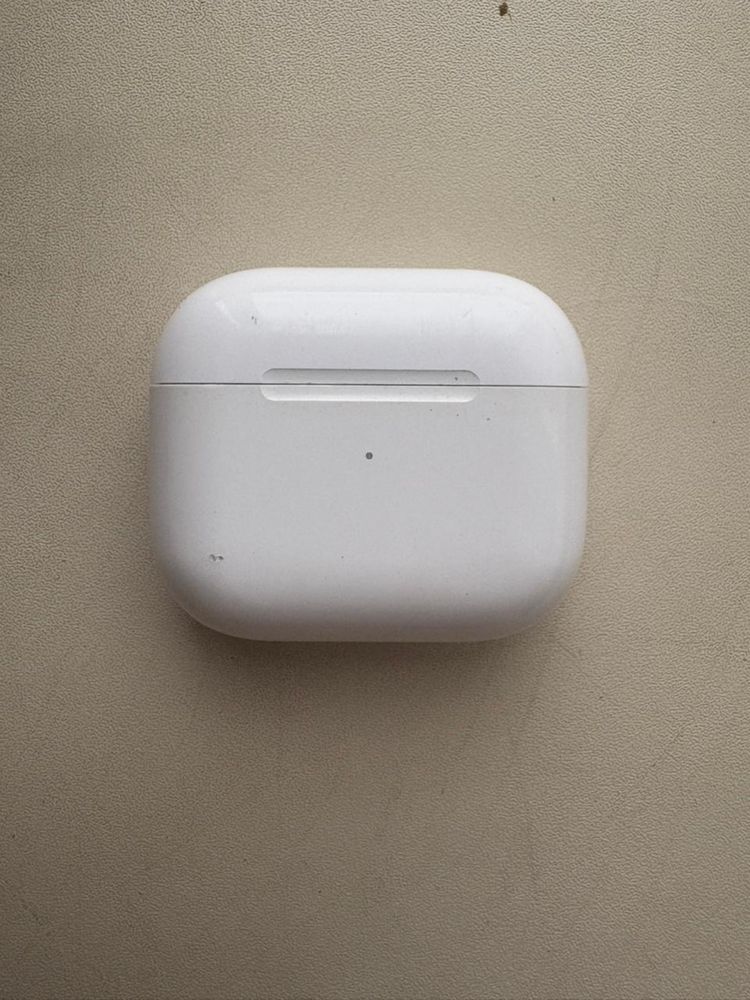 Airpods 3 в хорошем состоянии