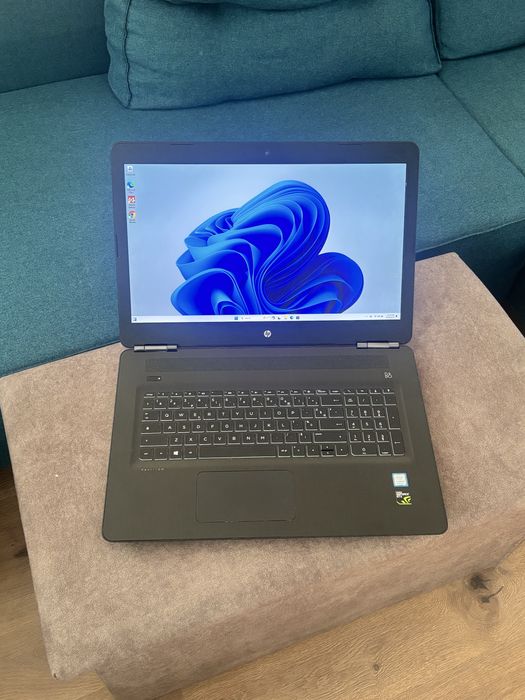 Hp Gaming• 17,3 inch• procesor i5-8300h• 16gb ram• Nvidia GTX 1050