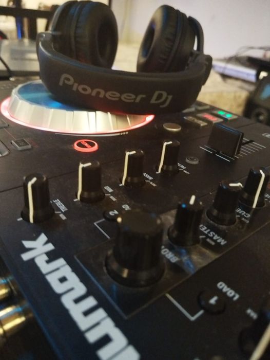 Dj evenimente   x