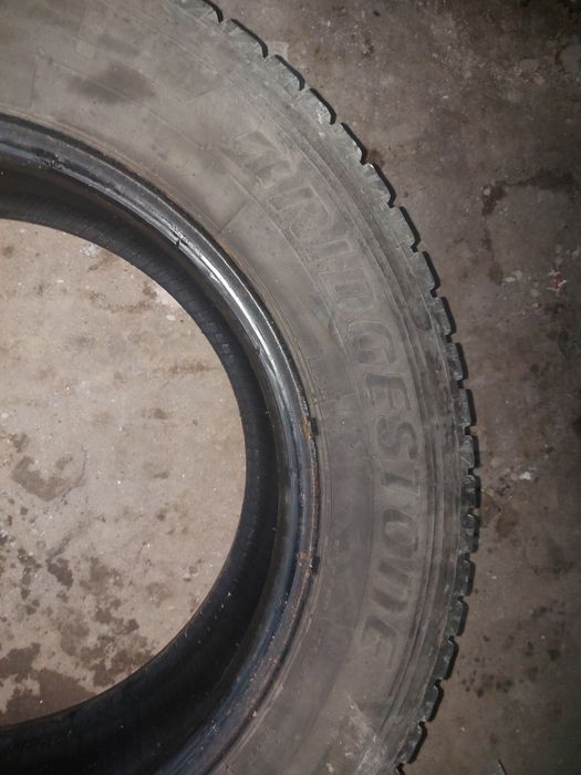 215 65 r16c anvelope iarna Bridgestone