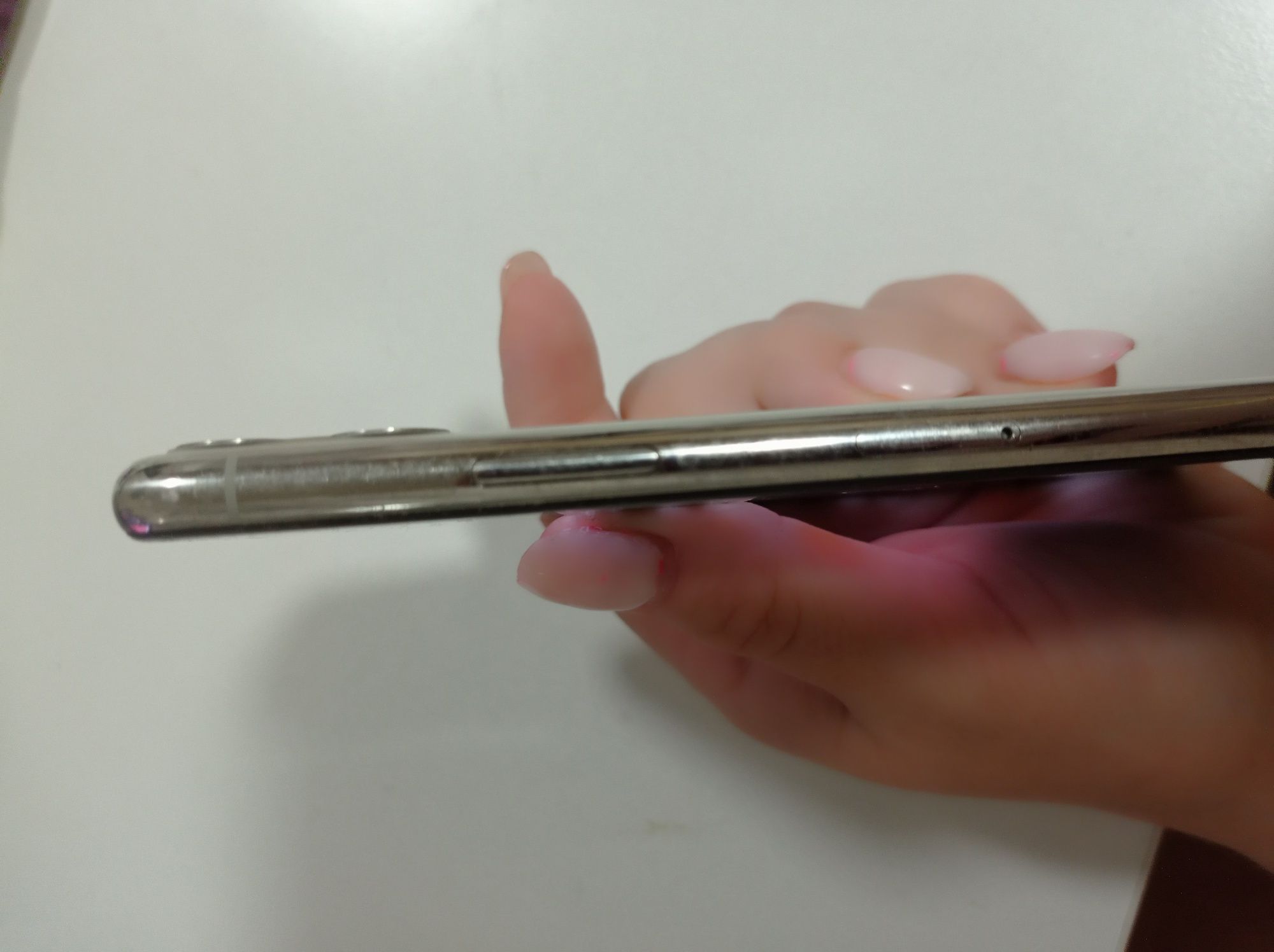 Обменяю iPhone 11 pro,256gb