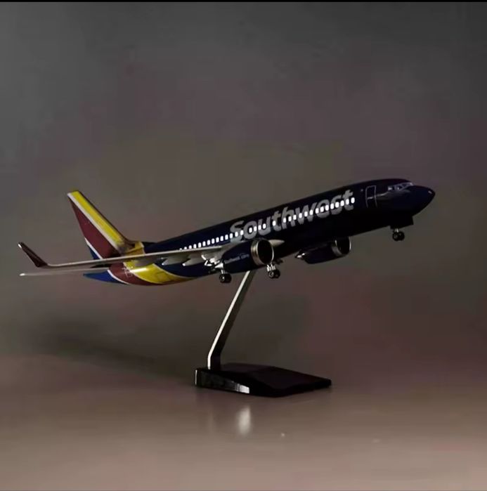 47CM UNICA macheta business LED de avion Southwest Airlines Boeing 737