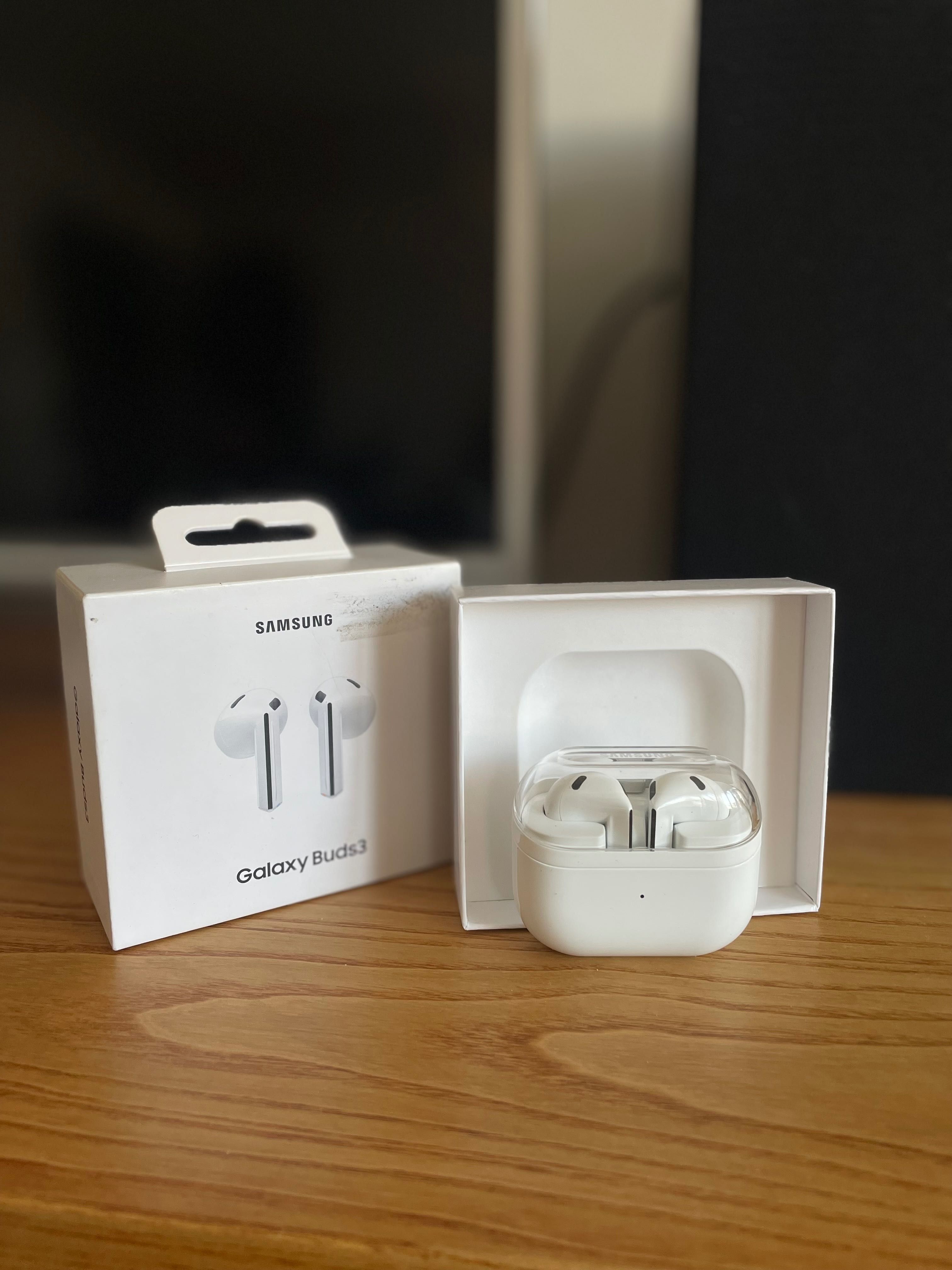 Слушалки Galaxy Buds3