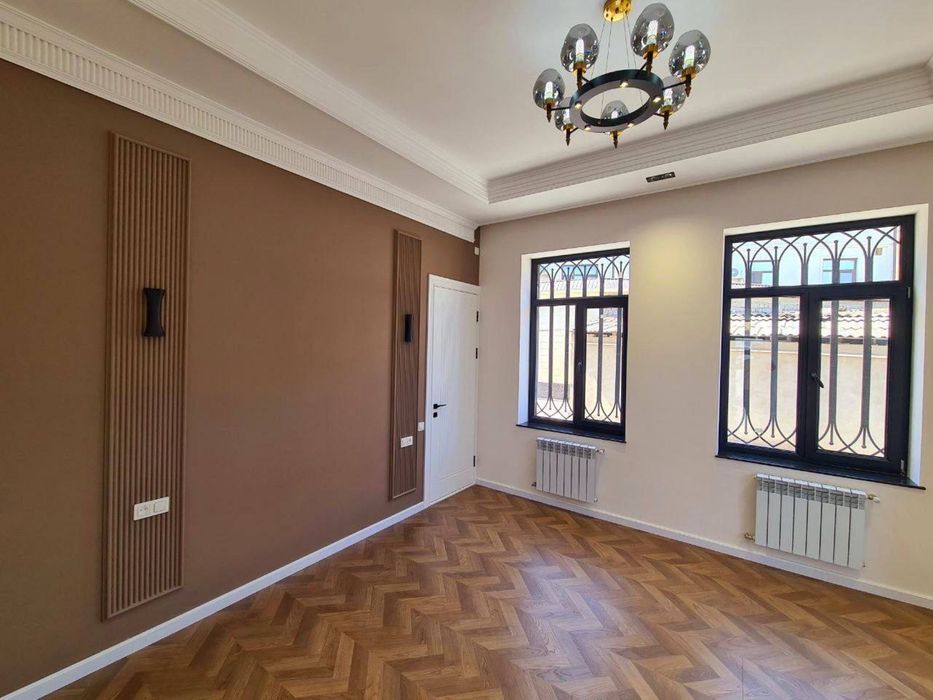 Евродом на Циалковского 3 сотки 390м2