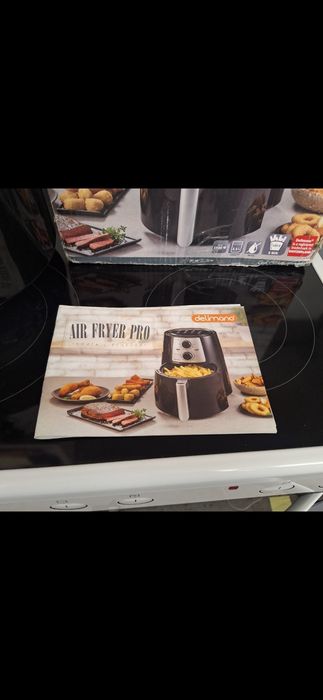 Делимано Еър Фрайър Про 1400W + подарък книга с рецепти на български