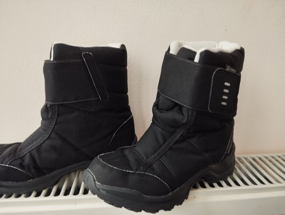 Непромокаеми ботуши като нови 35р