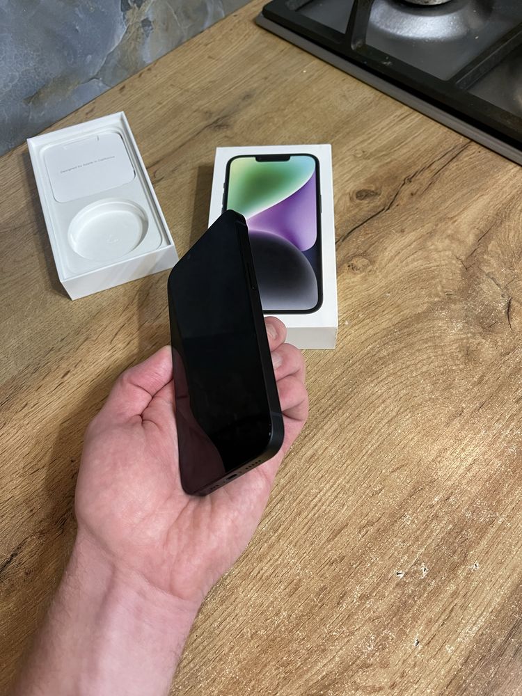 Iphone 14 емкость92%