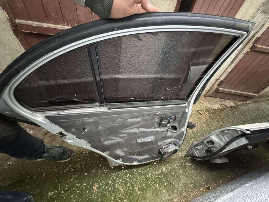 Врати от mercedes e-class w211 и багажник