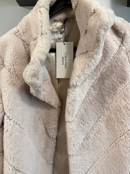 Calvin Klein палто