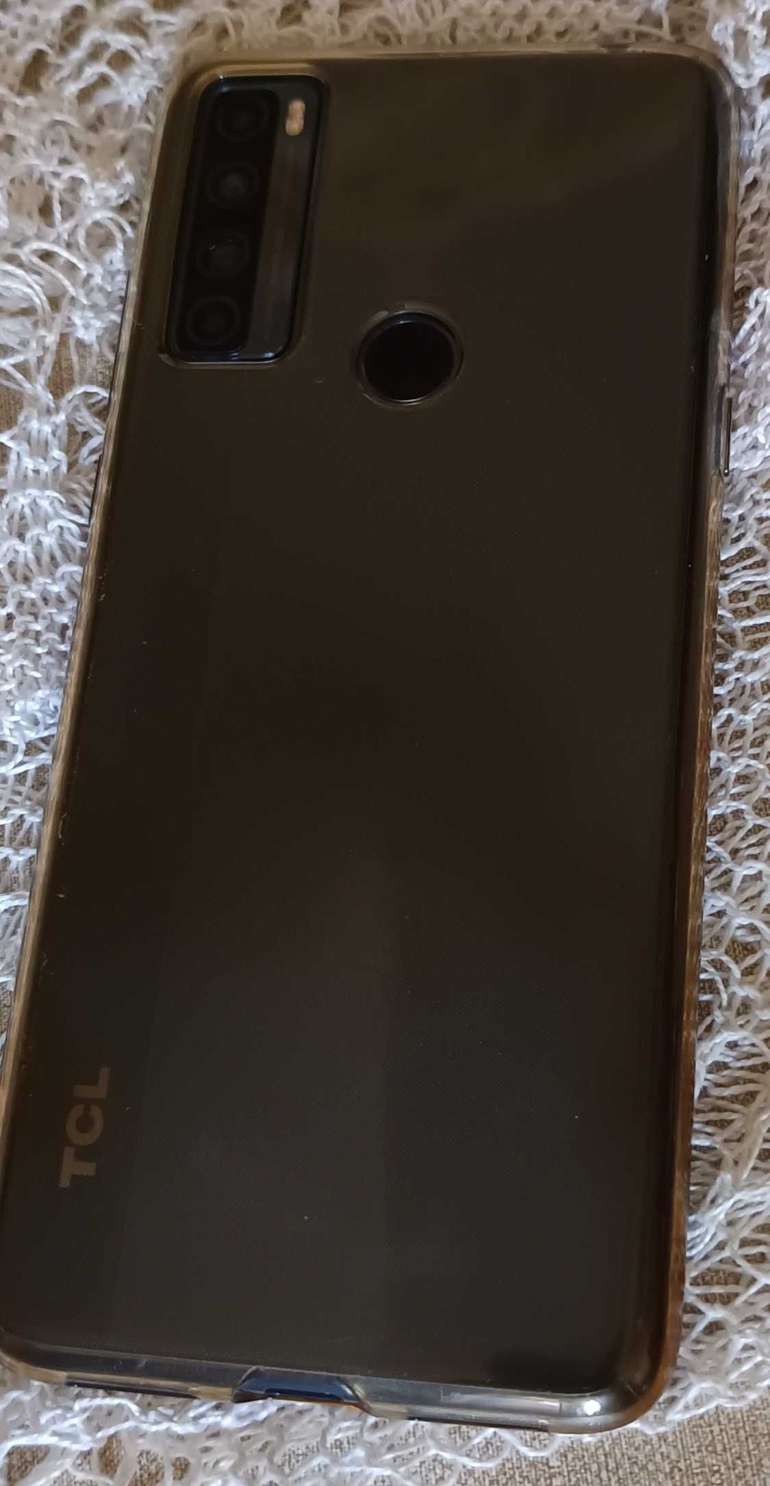 Телефон TCL 20 se