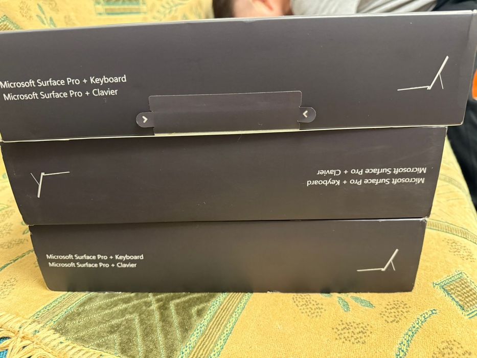 Surface Pro 11 16 ГБ / 512 ГБ с Snapdragon X Plus (X1P64100)