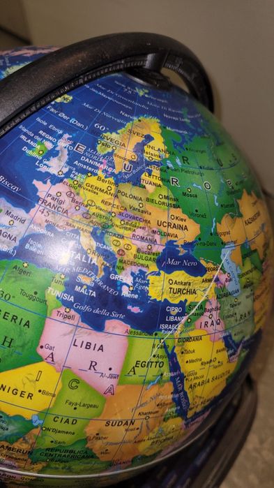 Glbb pământesc mare interactiv