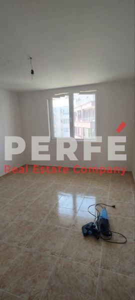 Продава се Двустаен апартамент в Бургас, Сарафово - 65 кв.м за 1260 €/кв.м - Снимка #6