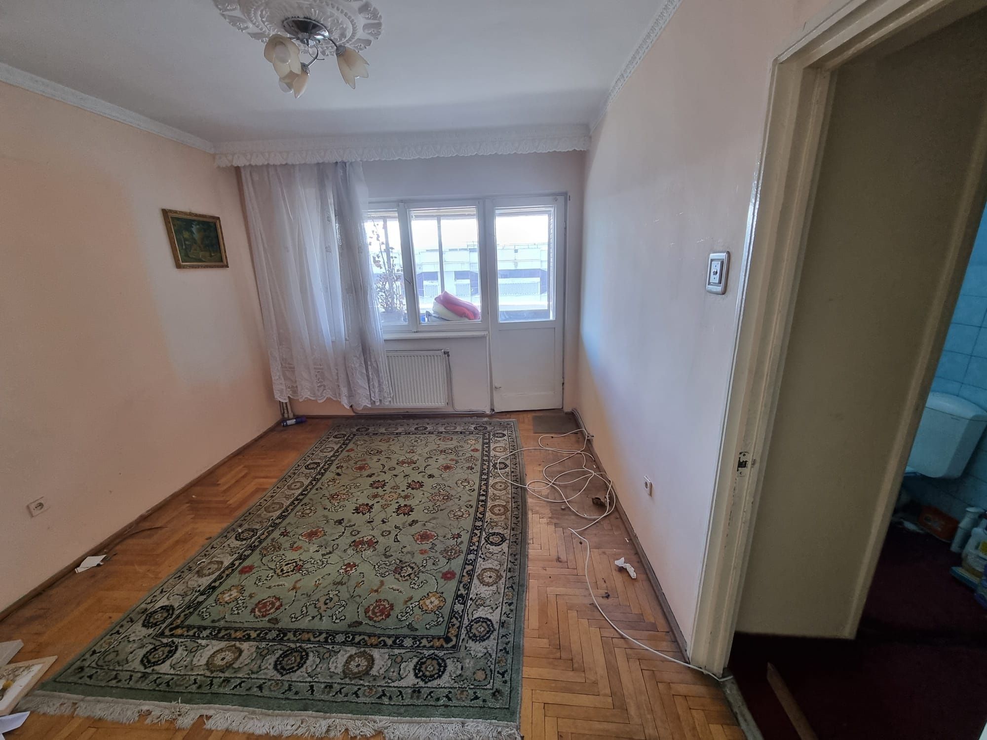 Vand apartament 3 camere