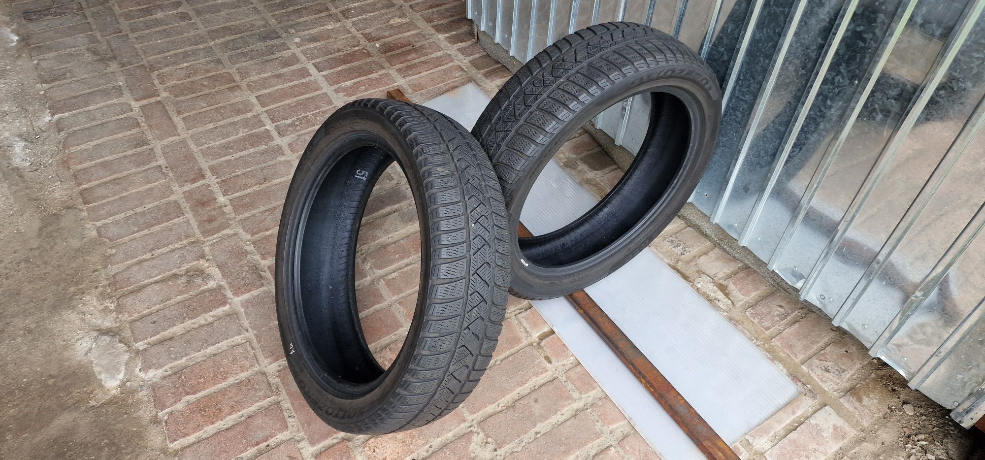 195/55 R20 - 2 anvelope Pirelli M+S - iarna