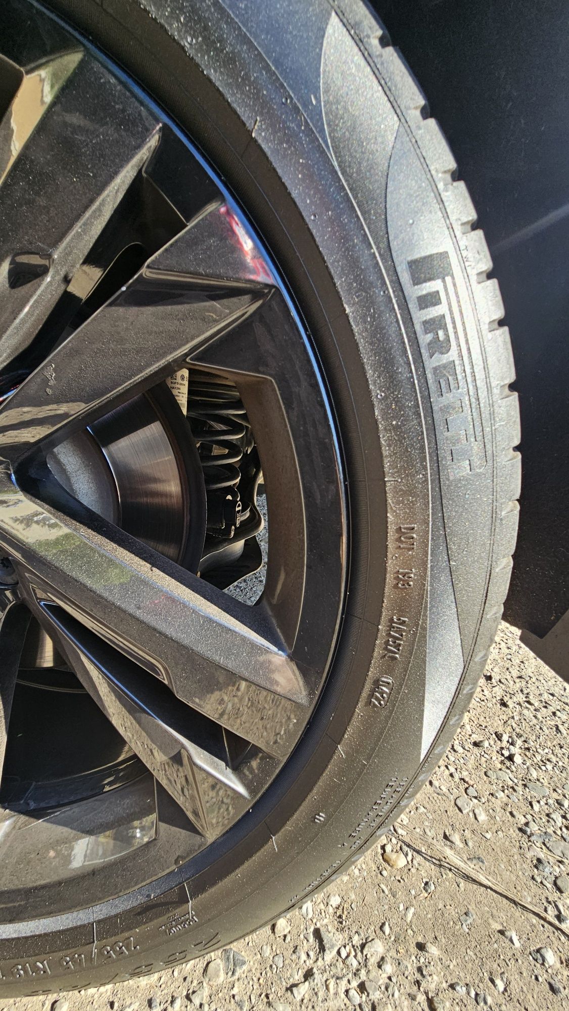Оригинални 19'' VW Tiguan R Line джанти с летни гуми Pirelli Scorpion