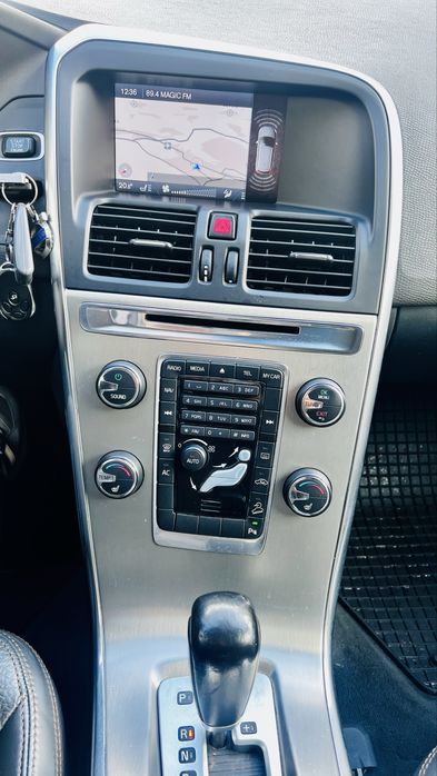 Volvo XC60 2012 2.4D 163 Cai Euro 5 Navi Pano Piele Xenon Automatic