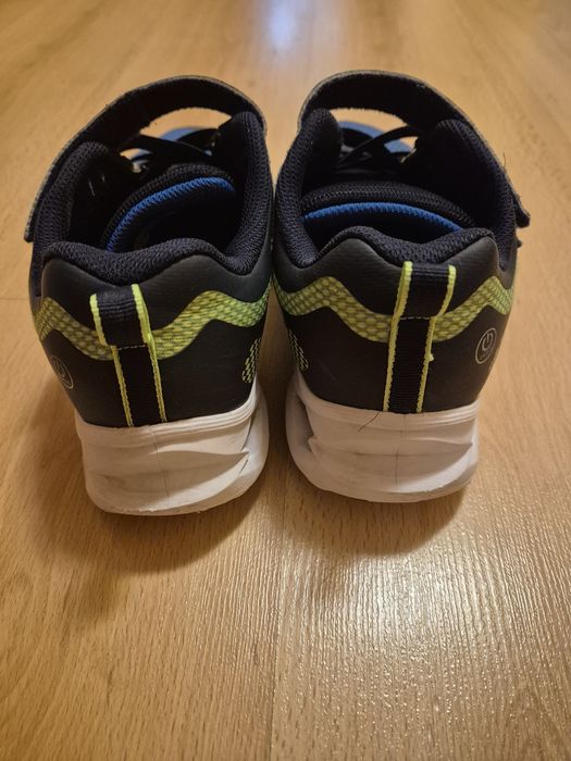 Skechers lights 37