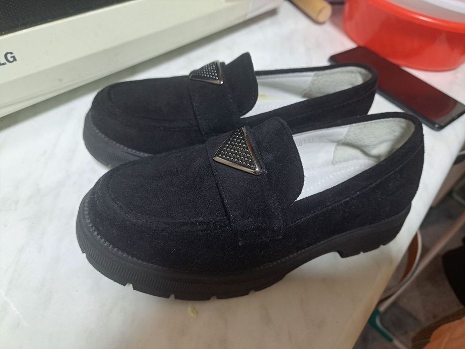 Продаётся люферы для девочки размер 32
В отличном состоянии
Размер 32