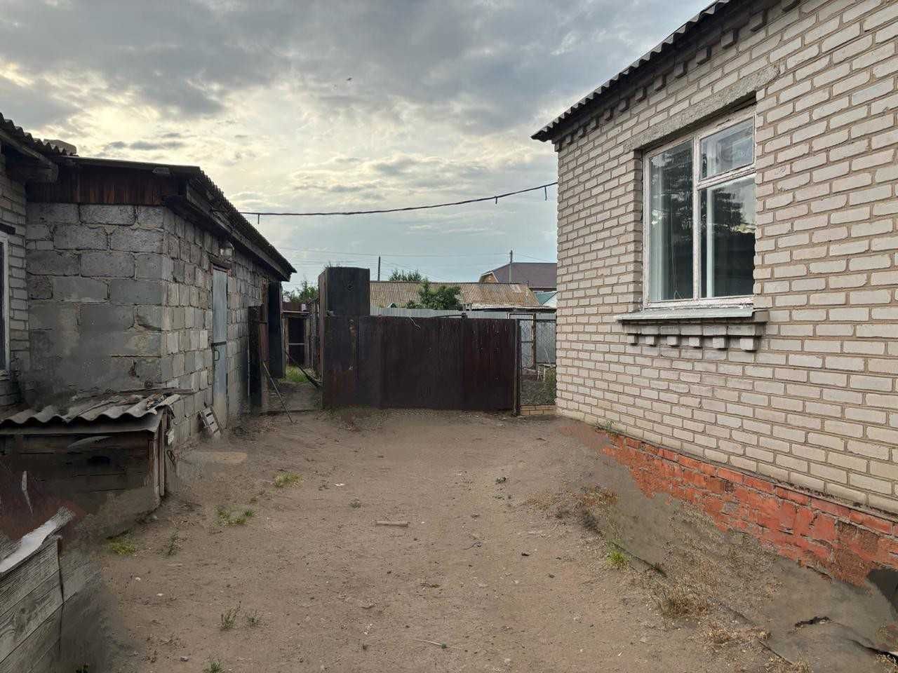 Продается отдельный 3х комнатный дом 2003 года