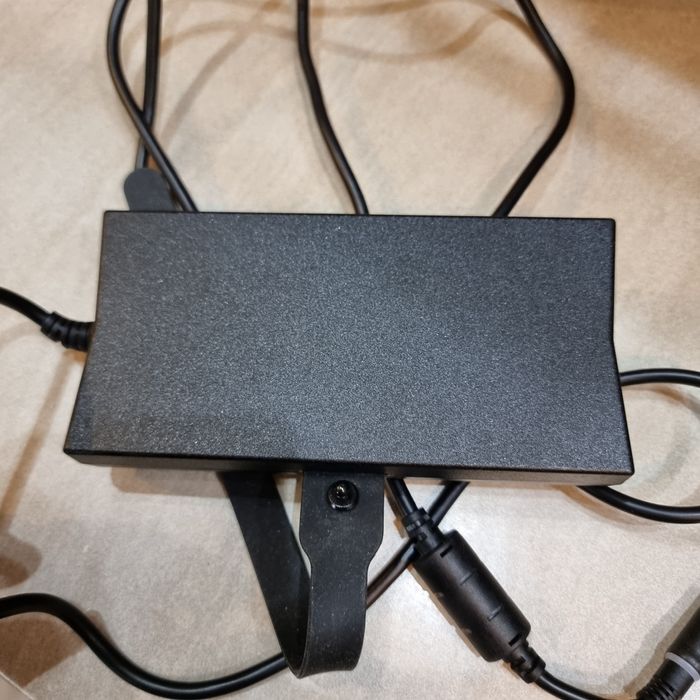 Dell Universal Dock D6000 универсална докинг станция
