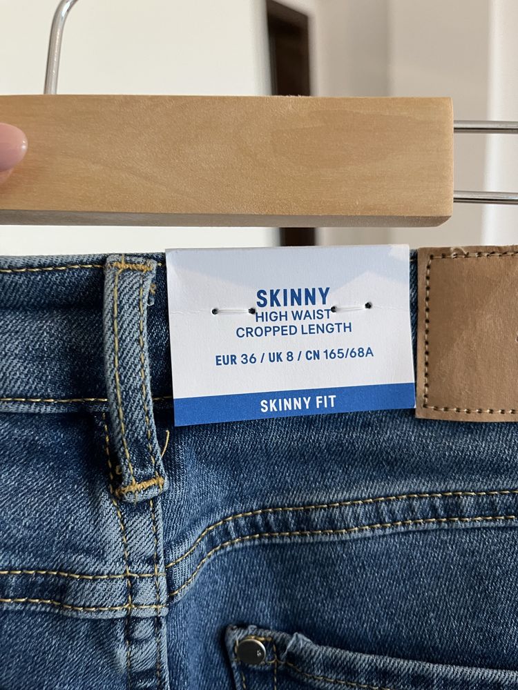 Skinny jeans cropped