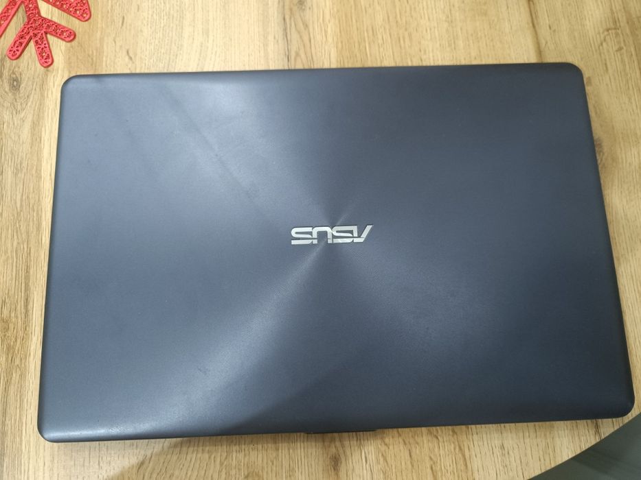Laptop Asus VivoBook
