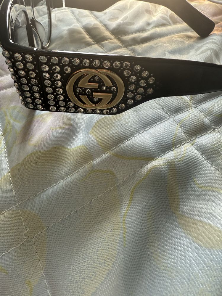 Слънчеви очила на GUCCI