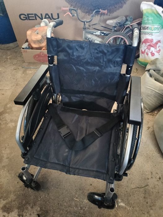 Продам Инвалидную Коляску