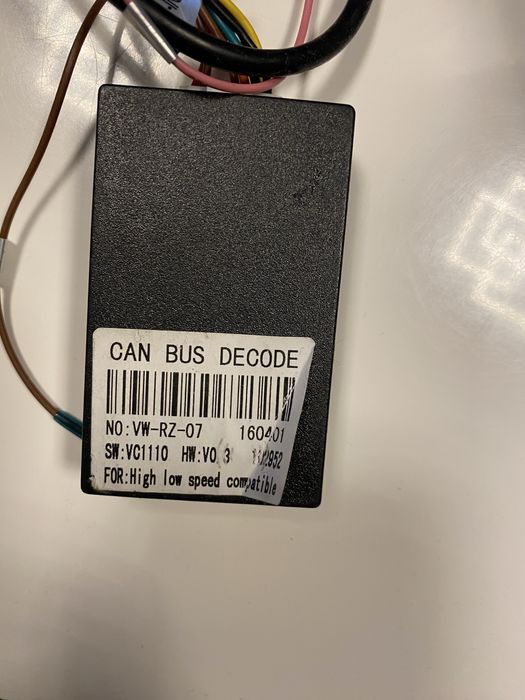 Продавам мултимедия за VAG