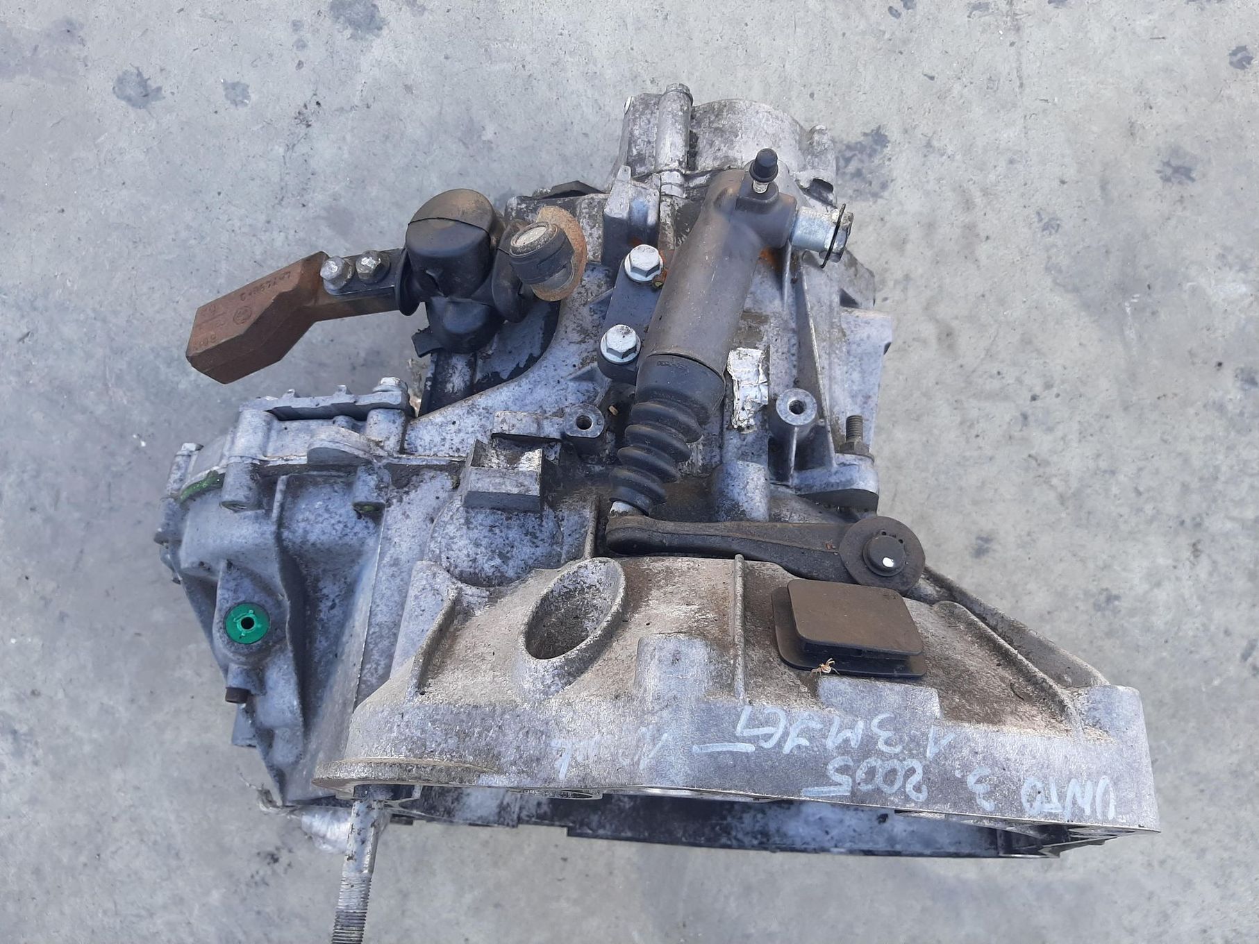 Cutie viteze 1.3 d multijet 188a9000 fiat punto 3 69 cp